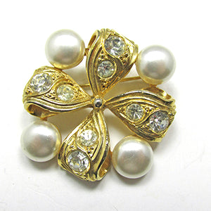 Unique 1960s Vintage Retro Diamante and Ivory Faux Pearl Gold Pin - Front