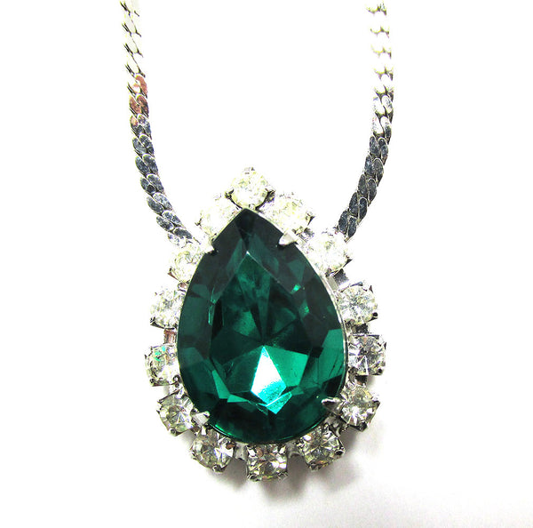 Lovely 1960s Vintage Emerald-Green and Clear Diamante Necklace - Front Close Up