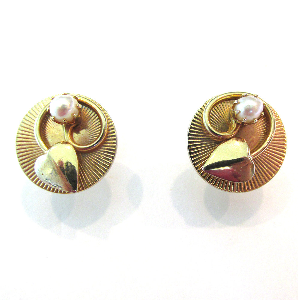 1950s Elegant Vintage Mid-Century Pearl and Leaf Button Earrings